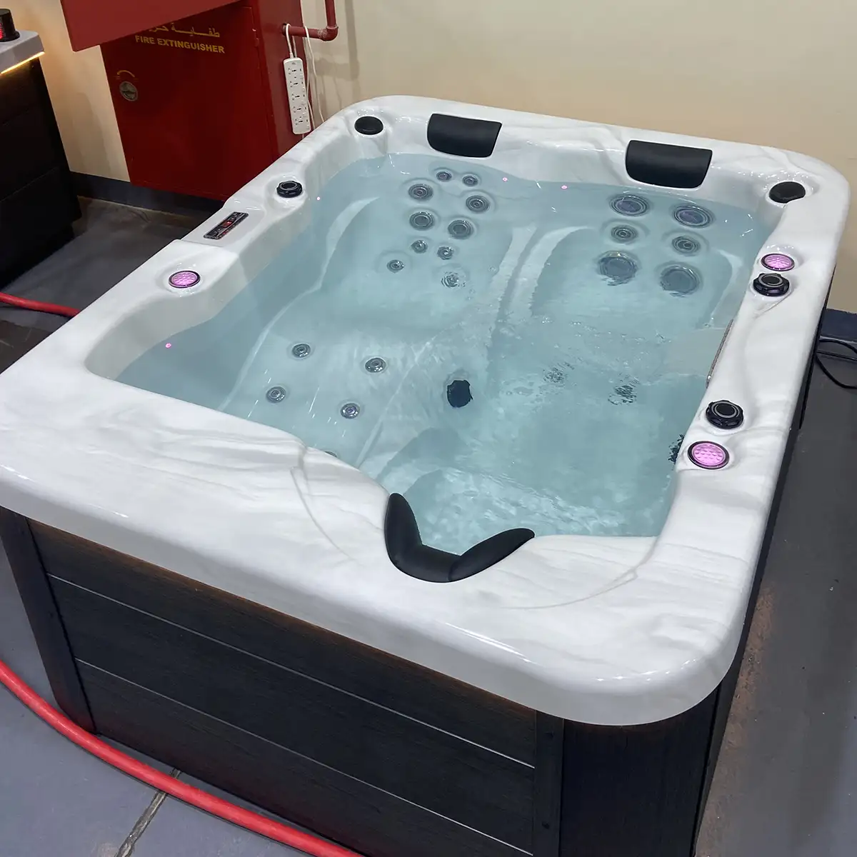 Aquaviva- Jacuzzi for sale