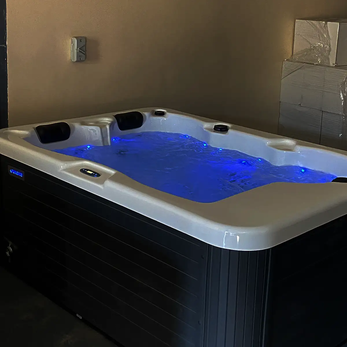 Euphoria - Jacuzzi for sale